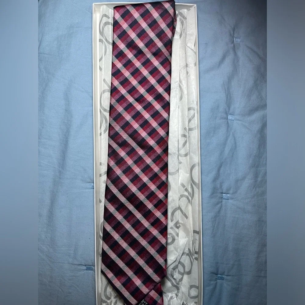 Hugo Boss Men’s 100% Silk Tie Made in Italy Brand New - Picture 2 of 6